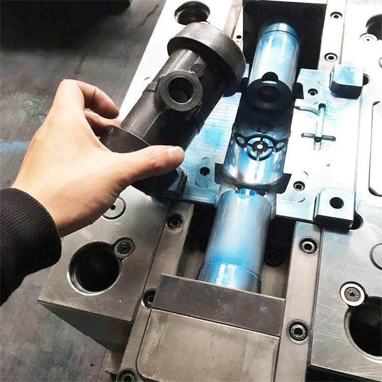 管道直接模具及產(chǎn)品